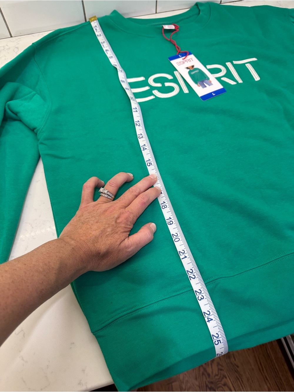Lot of Esprit Sweatshirts Cream, Blue And green size large - Picture 6 of 7
